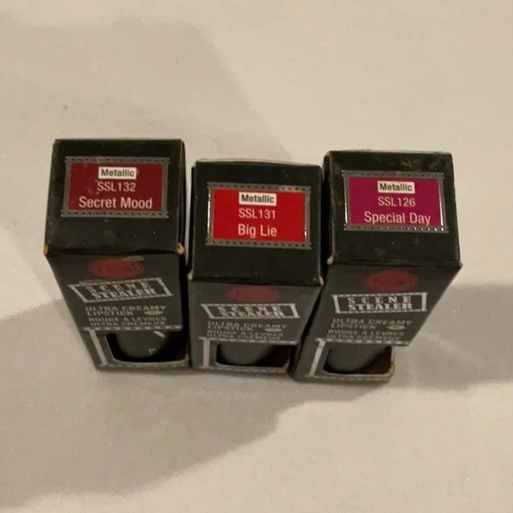 J Cat Metallic Lipstick - Picture 8 of 8